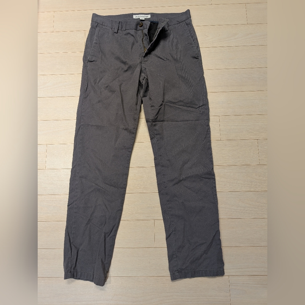 Amazon Essentials Men's Charcoal Chinos